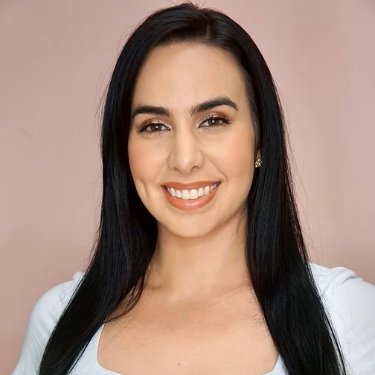 Headshot of Christina Griffey