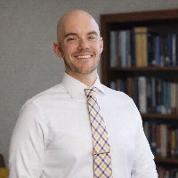 2026 headshot of tucker