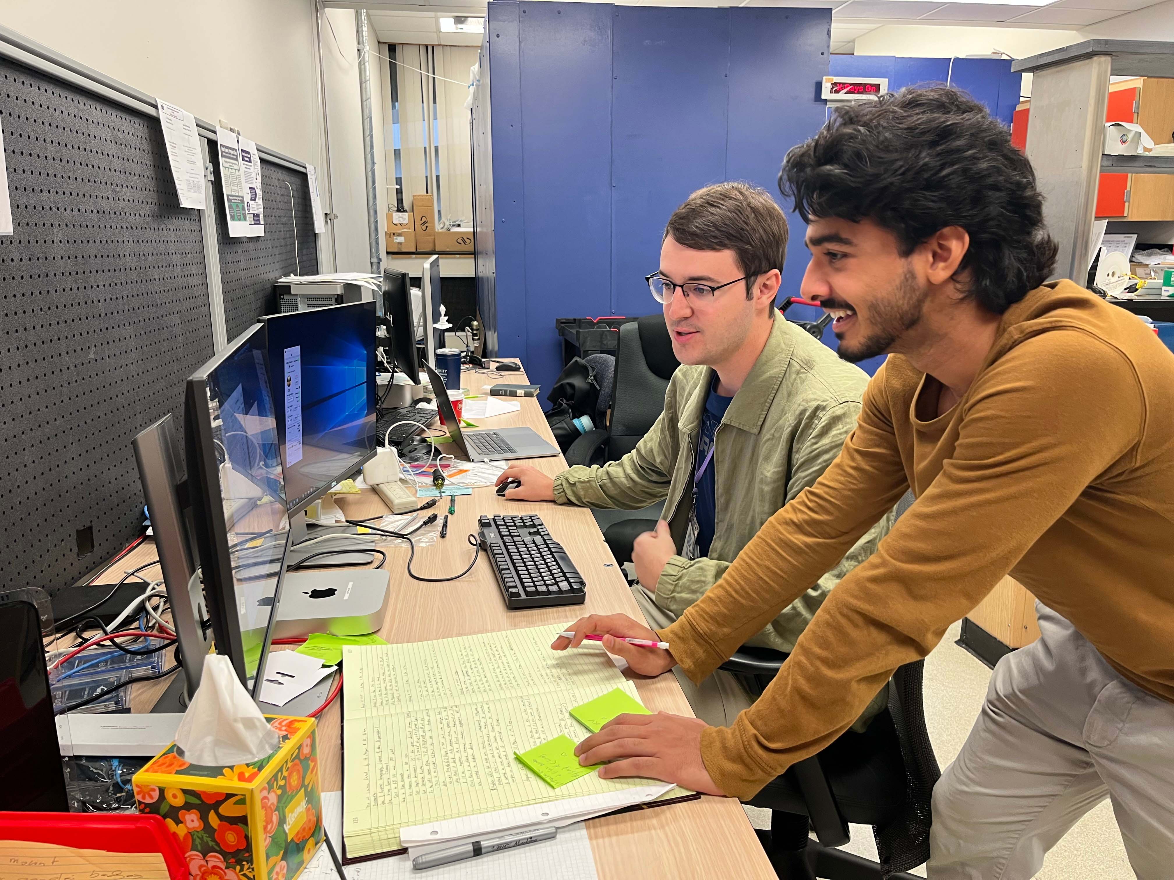 Dr. Dey's students working in the Keck lab at Pennington Biomedical Research Center